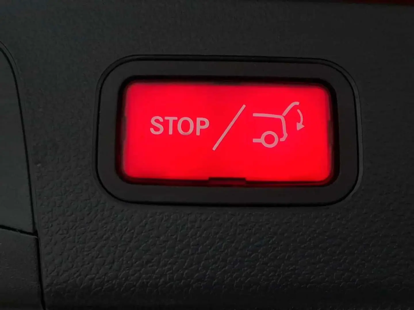 GLC 300 d 4M-AHK PANO BusiP AssiP KomfP