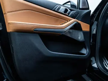 X5 40d xDRIVE M SPORT LSR ACC HuD PANO B&W 360