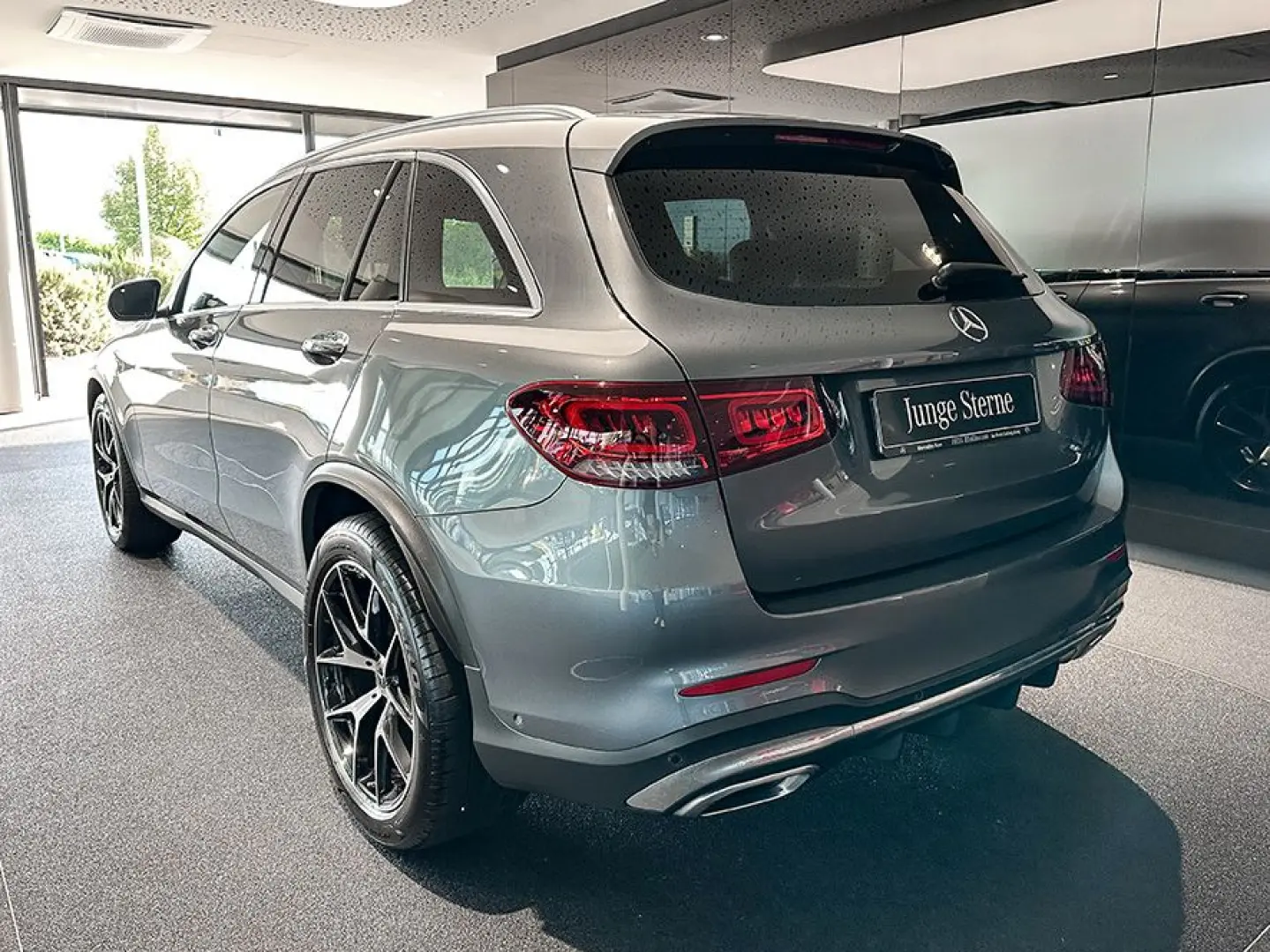 GLC 200 d 4M AMGLi CHROM LED DISTR KEYLESS 360K