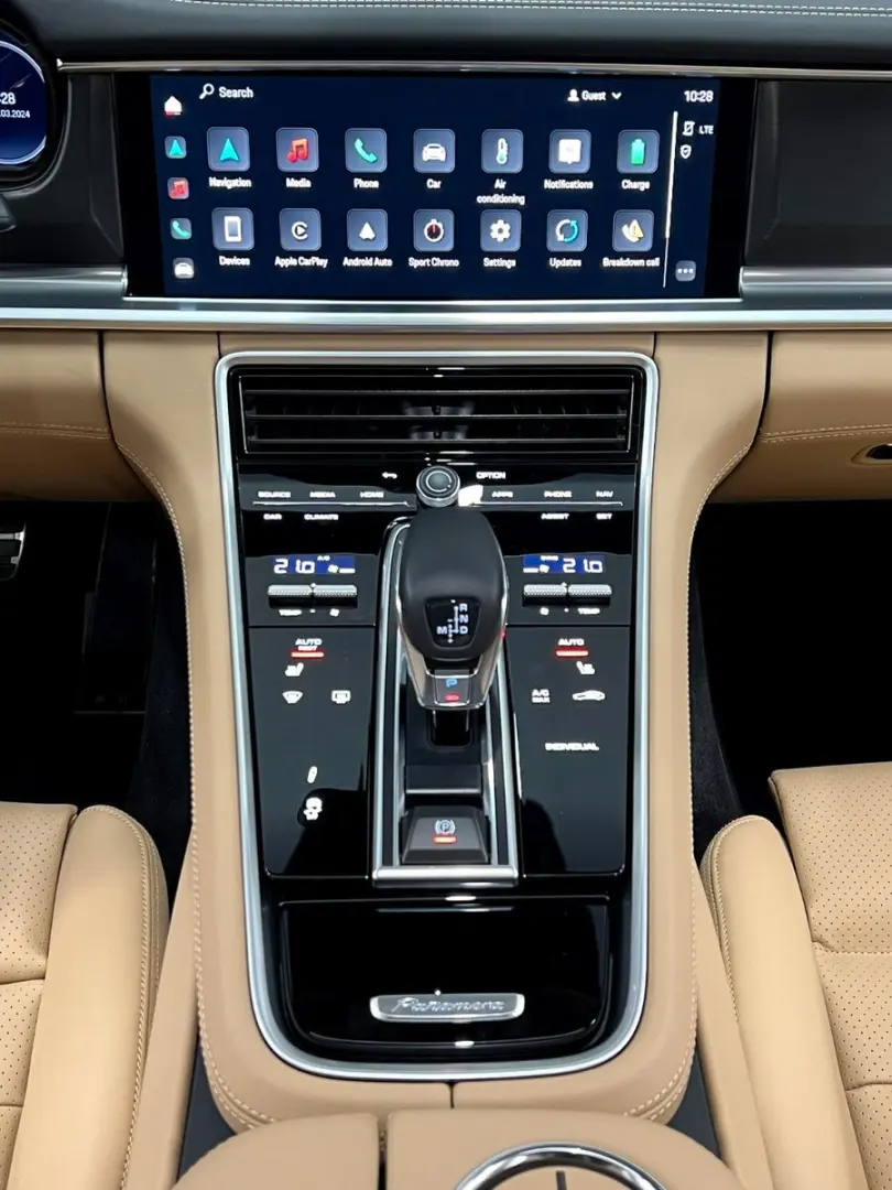 Panamera 4 E-Hybrid Platinum Edition