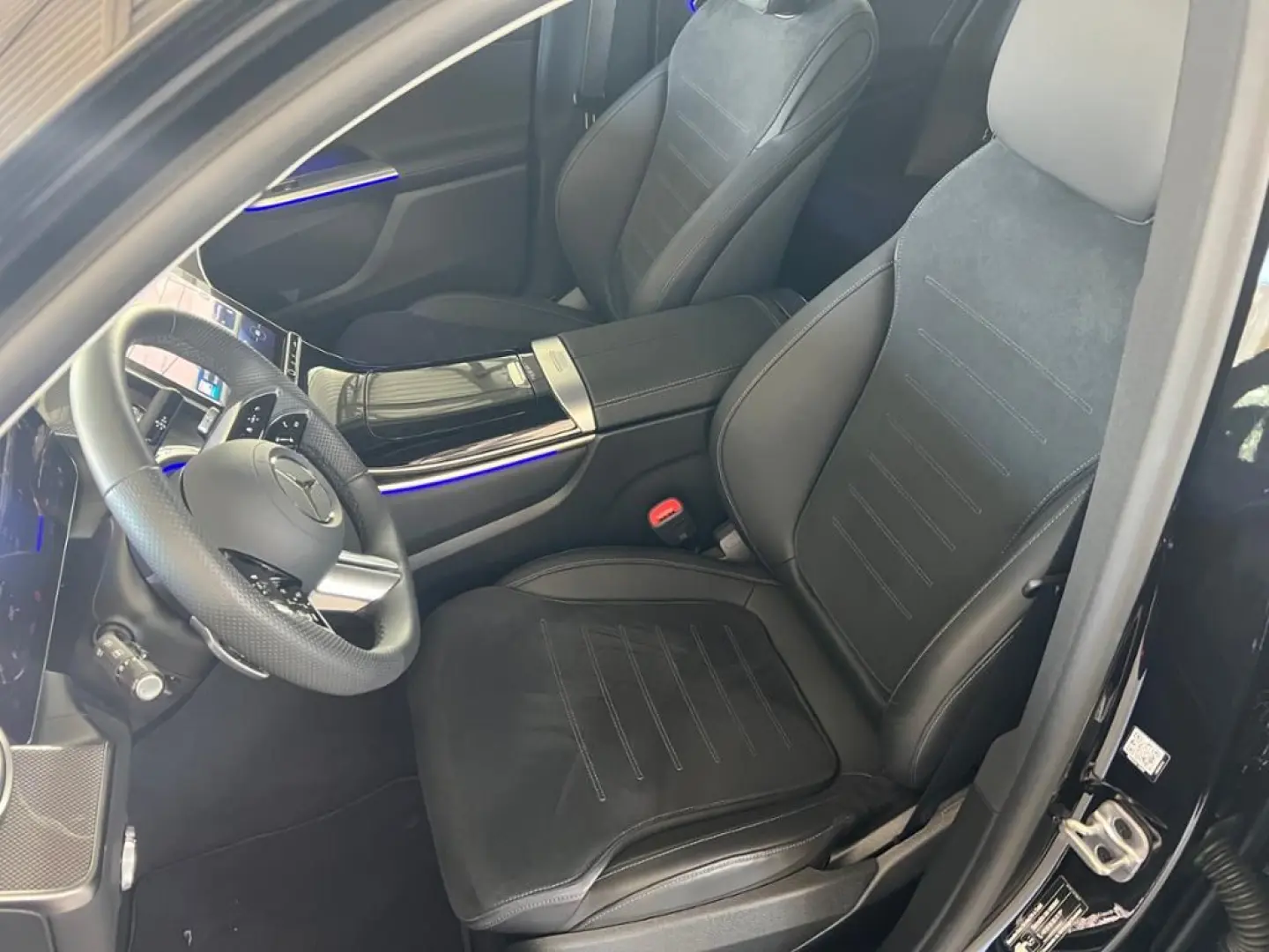 GLC 200 4M AMG Line Advanced Plus Lenkhz DistrOD