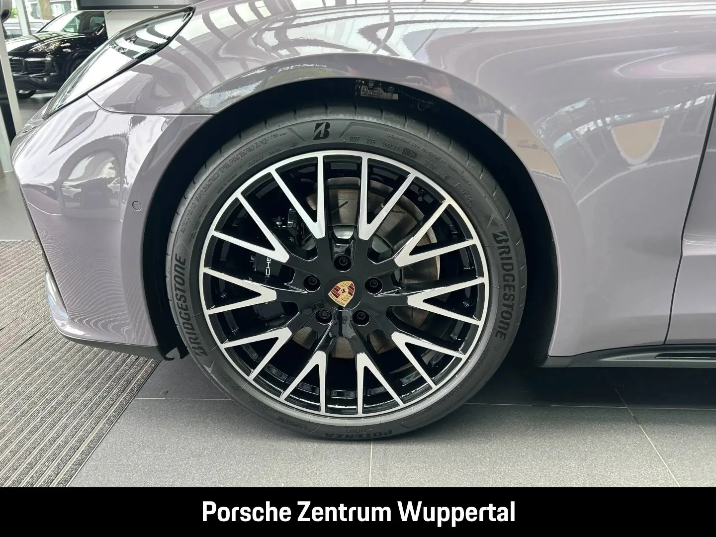 Panamera 4 E-Hybrid  SportDesign  21