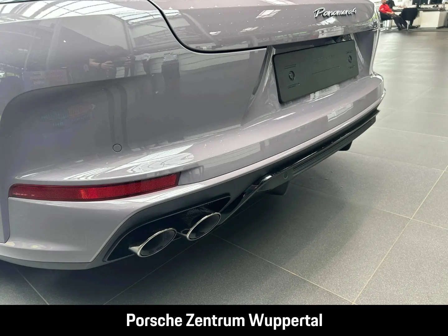 Panamera 4 E-Hybrid  SportDesign  21