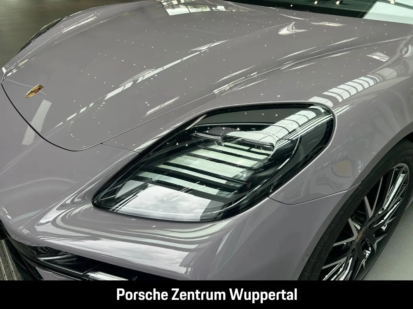 Panamera 4 E-Hybrid  SportDesign  21