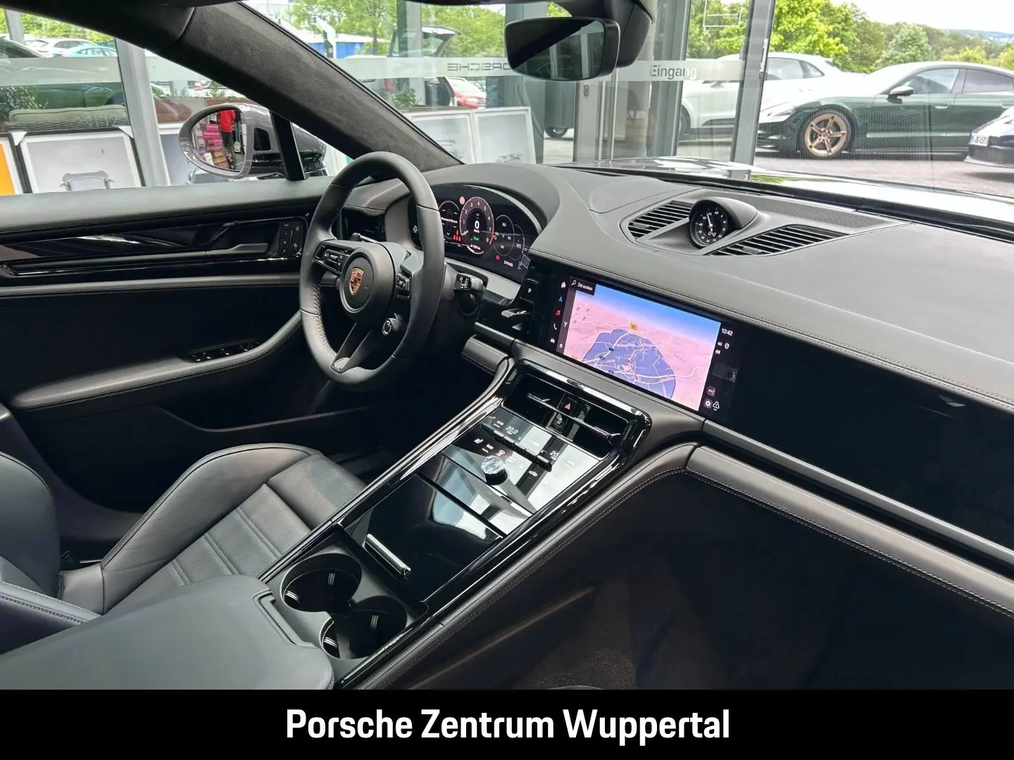 Panamera 4 E-Hybrid  SportDesign  21