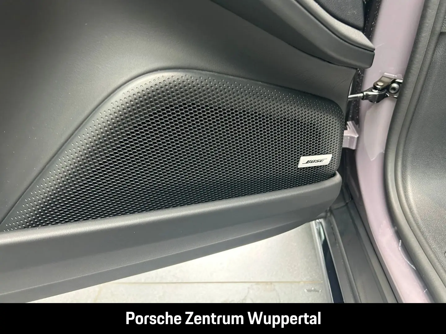 Panamera 4 E-Hybrid  SportDesign  21