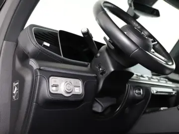 GLE 300 d 4M AMG Line Exclusive int LED MBUX Kam