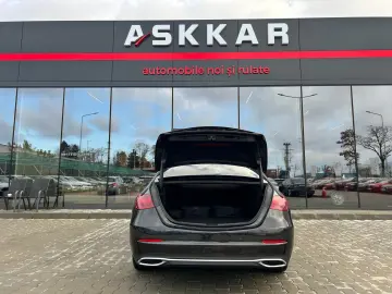 Mercedes-Benz C 300 e 9G-TRONIC 2024