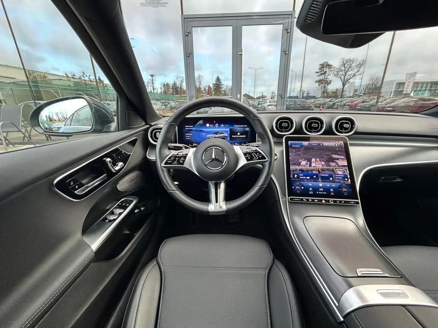Mercedes-Benz C 300 e 9G-TRONIC 2024