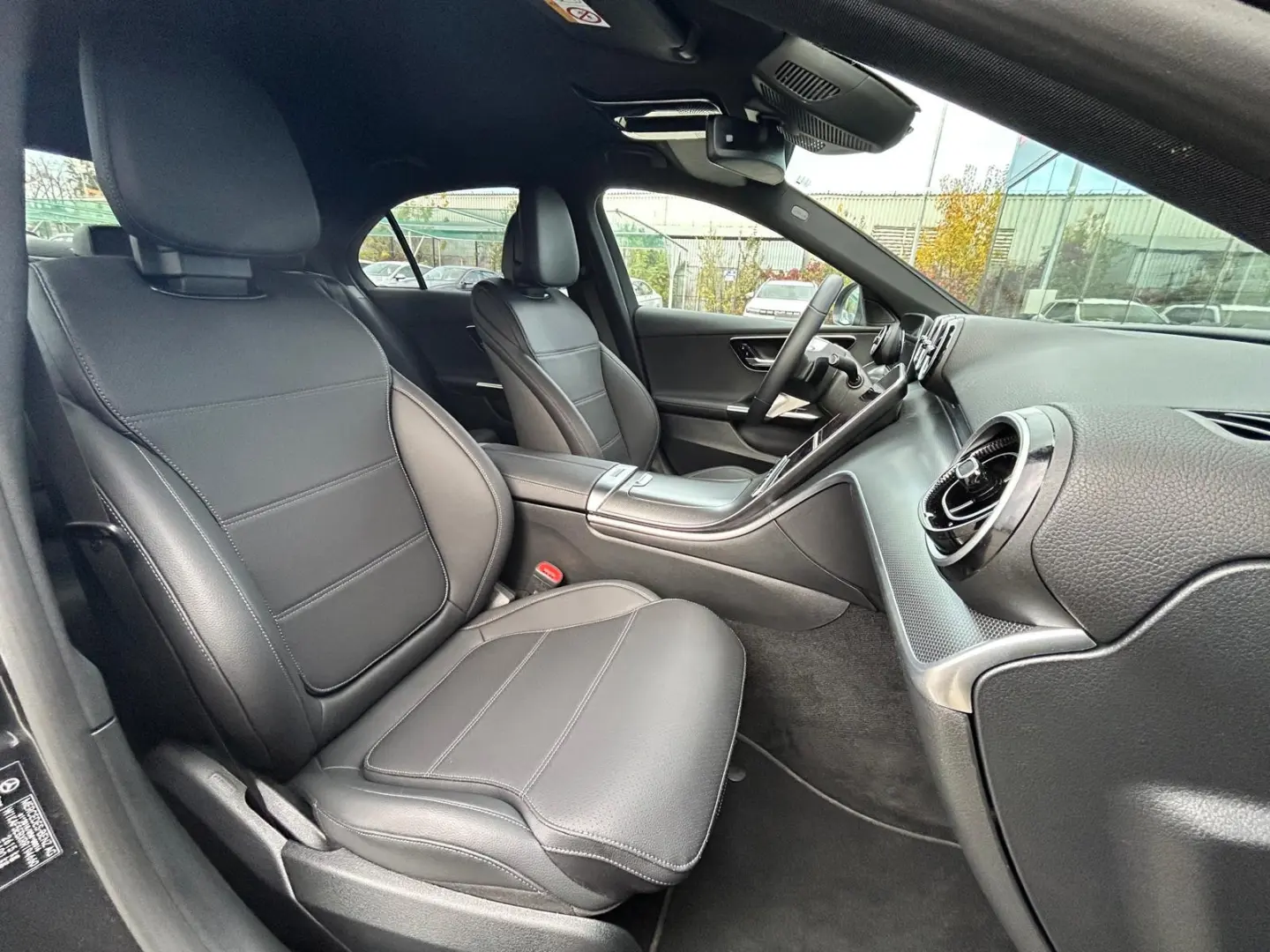 Mercedes-Benz C 300 e 9G-TRONIC 2024