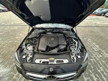 Mercedes-Benz C 300 e 9G-TRONIC 2024
