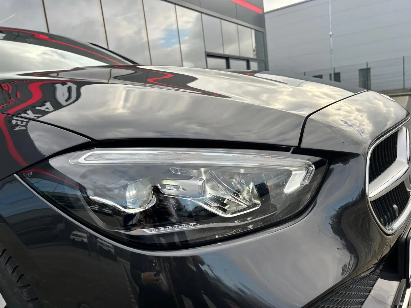 Mercedes-Benz C 300 e 9G-TRONIC 2024