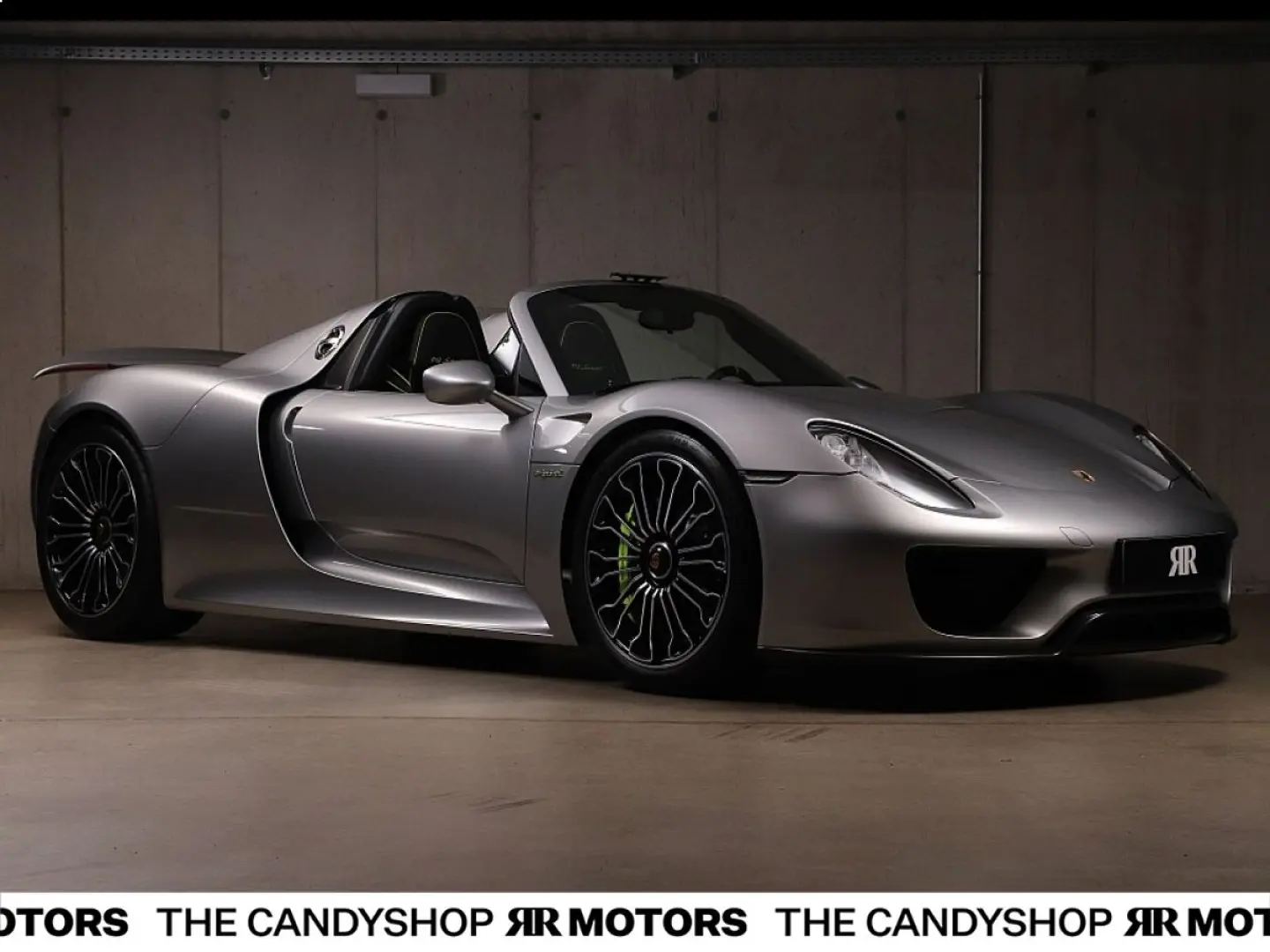 918 Spyder  Perfekt GT-Silber Nr.643 918