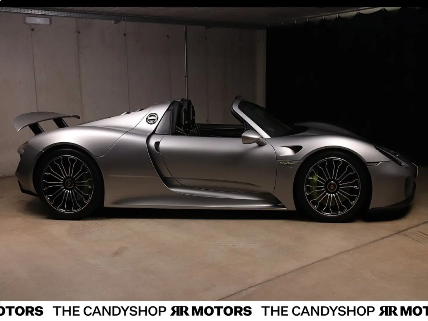 918 Spyder  Perfekt GT-Silber Nr.643 918