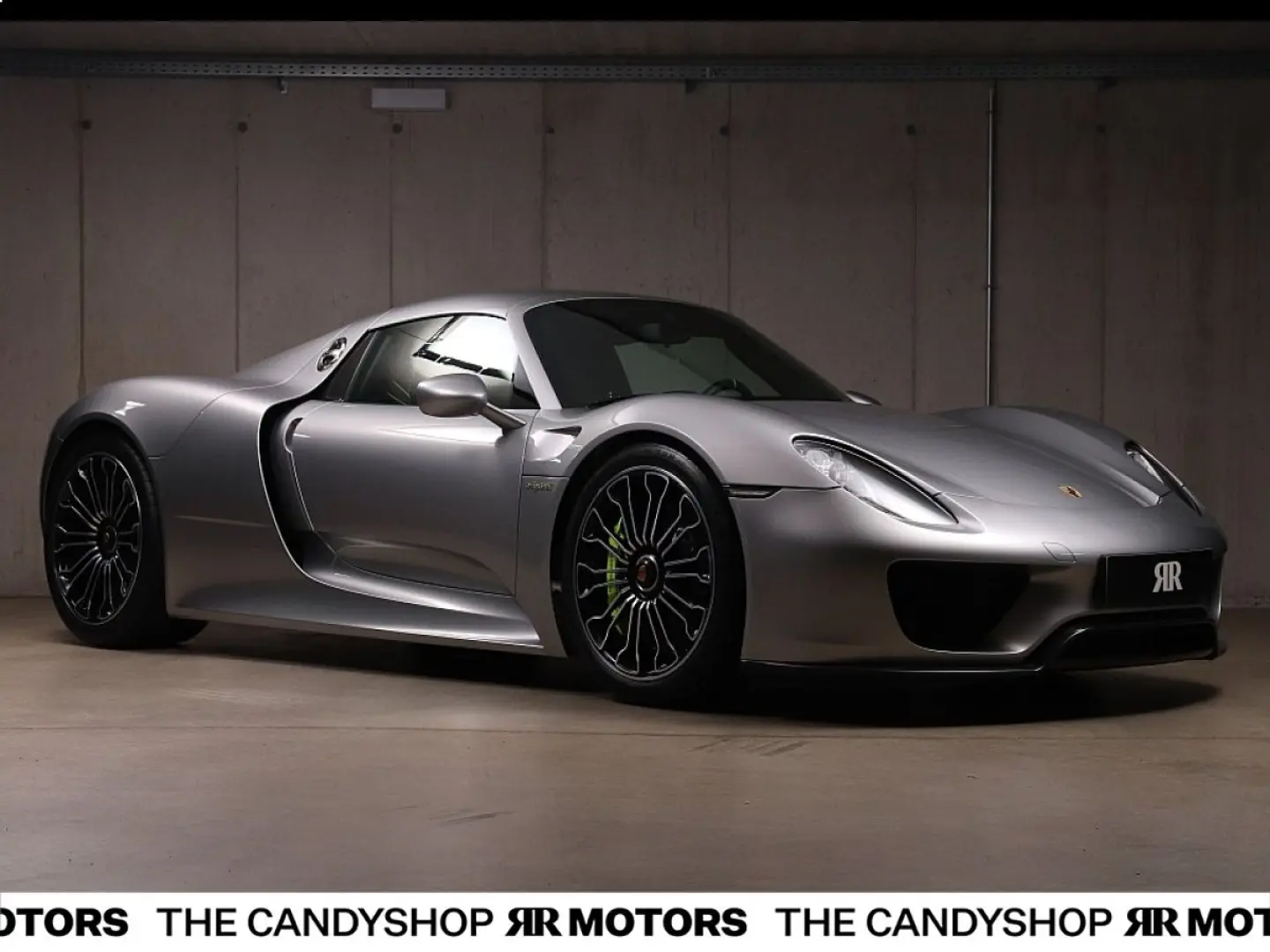 918 Spyder  Perfekt GT-Silber Nr.643 918