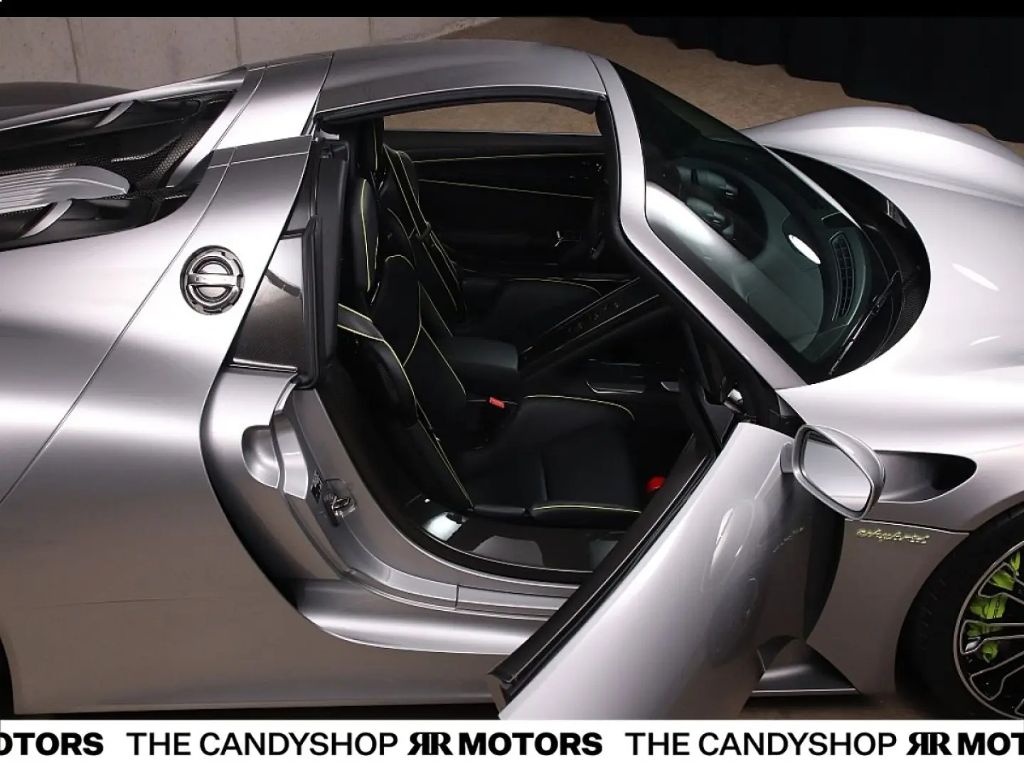 918 Spyder  Perfekt GT-Silber Nr.643 918