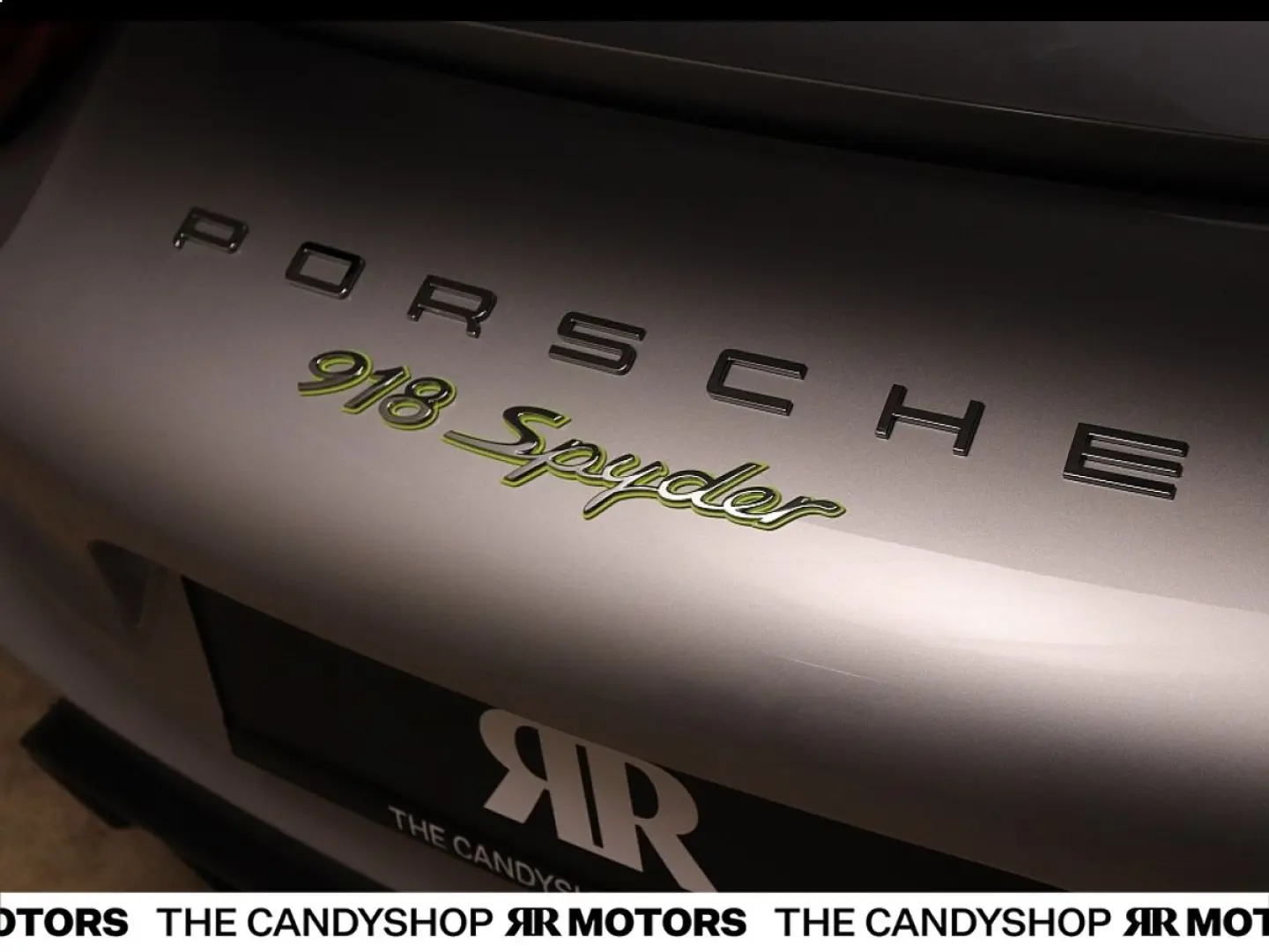 918 Spyder  Perfekt GT-Silber Nr.643 918