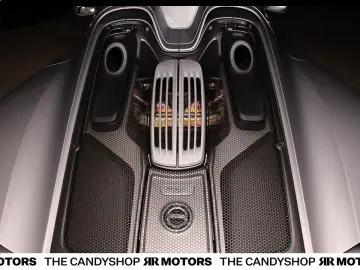 918 Spyder  Perfekt GT-Silber Nr.643 918