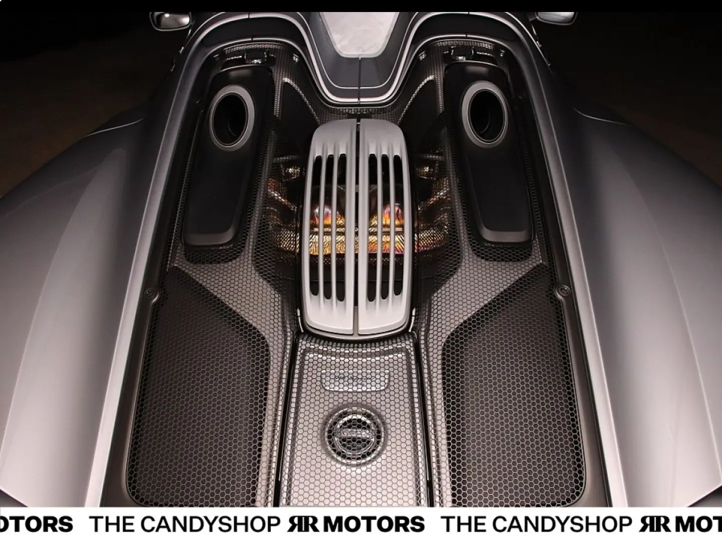 918 Spyder  Perfekt GT-Silber Nr.643 918