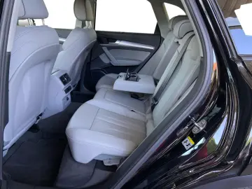 AUDI Q5 45TFSI quattro