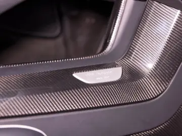 918 SPYDER   LIFTING   CARBON 397 918