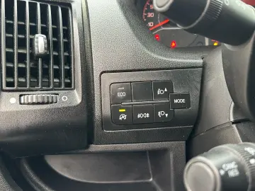 Fiat Ducato Furgone cu motorizare Iveco 2.3 Mjet 140 CP