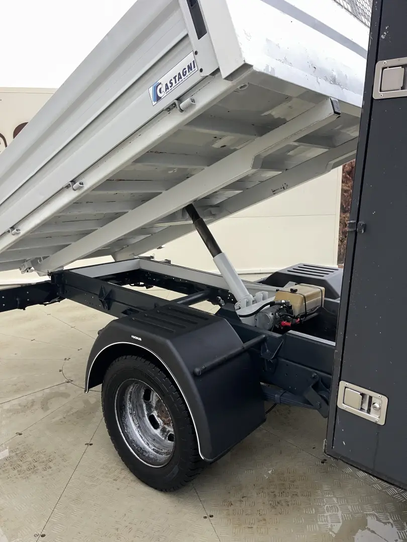 Iveco Daily Doka 35C14 7LOCURI PUNTE DUBLA BASCULABIL