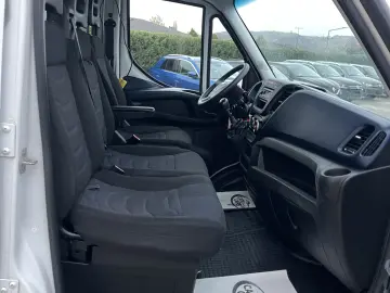 Iveco Daily Doka 35C14 7LOCURI PUNTE DUBLA BASCULABIL