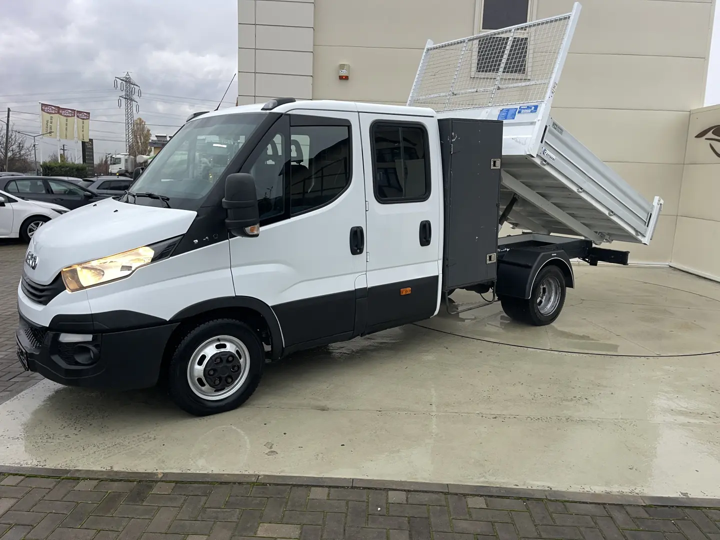 Iveco Daily Doka 35C14 7LOCURI PUNTE DUBLA BASCULABIL