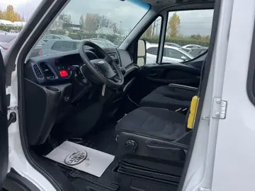 Iveco Daily Doka 35C14 7LOCURI PUNTE DUBLA BASCULABIL