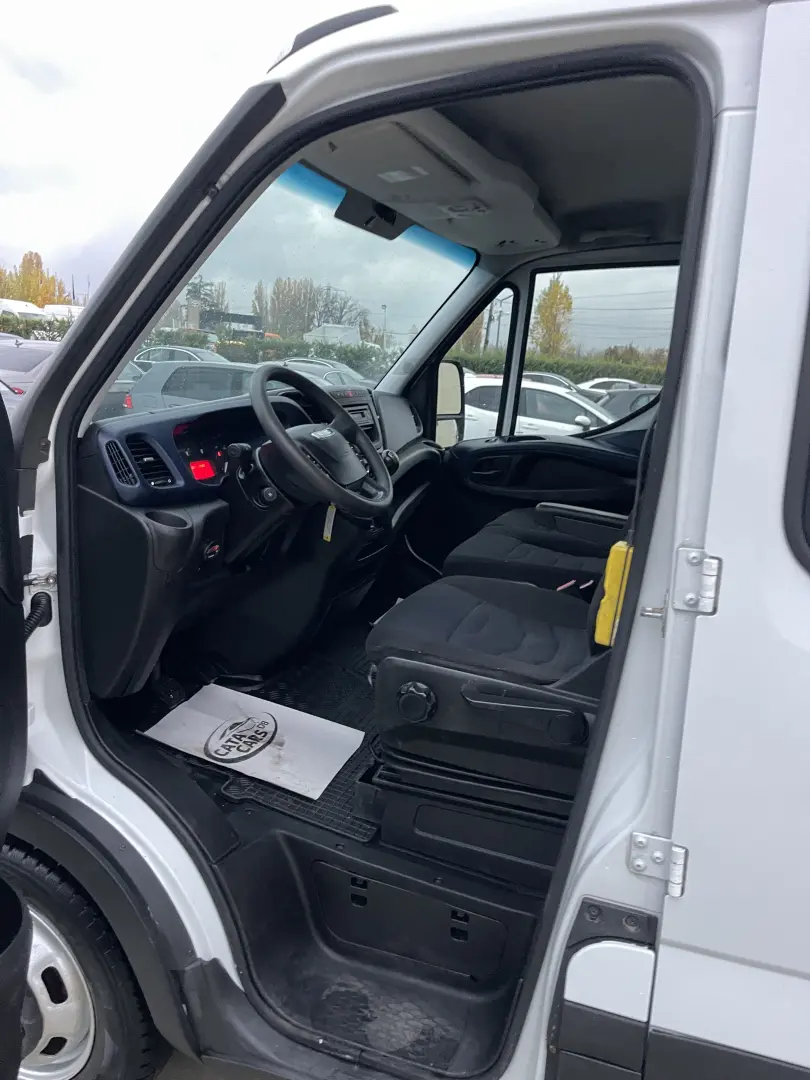 Iveco Daily Doka 35C14 7LOCURI PUNTE DUBLA BASCULABIL