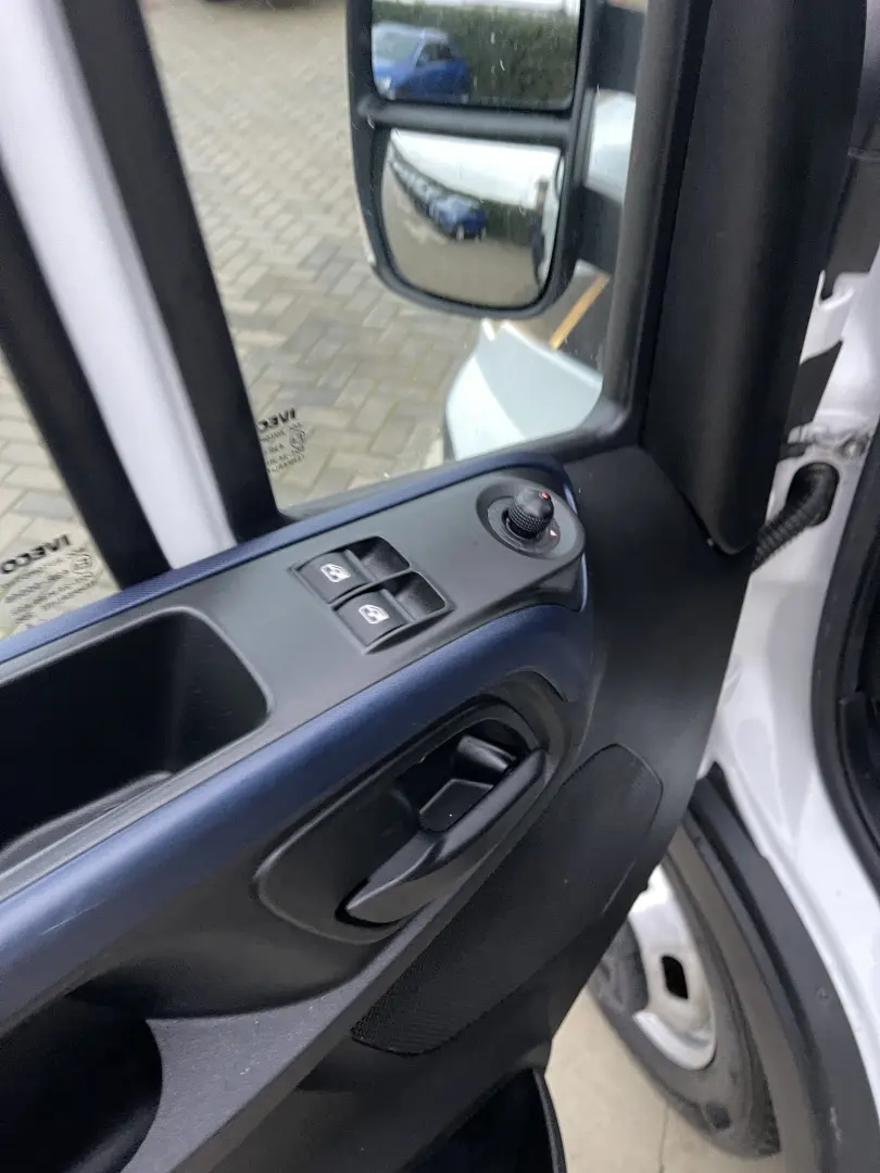 Iveco Daily Doka 35C14 7LOCURI PUNTE DUBLA BASCULABIL