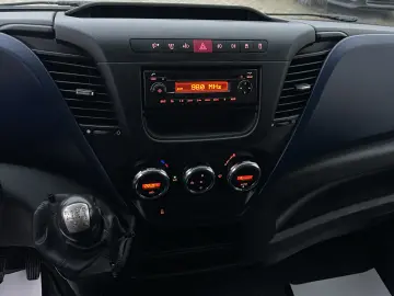 Iveco Daily Doka 35C14 7LOCURI PUNTE DUBLA BASCULABIL