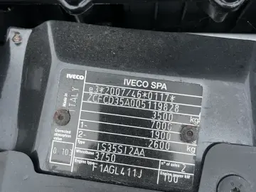 Iveco Daily Doka 35C14 7LOCURI PUNTE DUBLA BASCULABIL