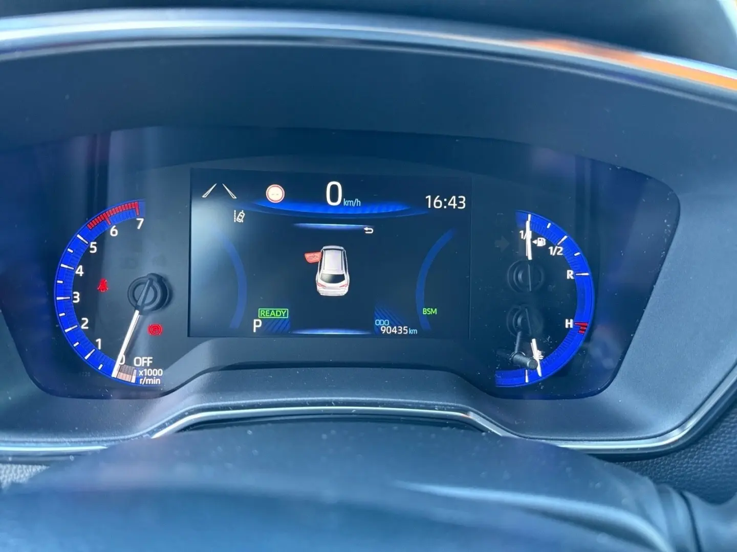 COROLLA TOURING SPORTS TEAM D 1.8L HYBRID AWR