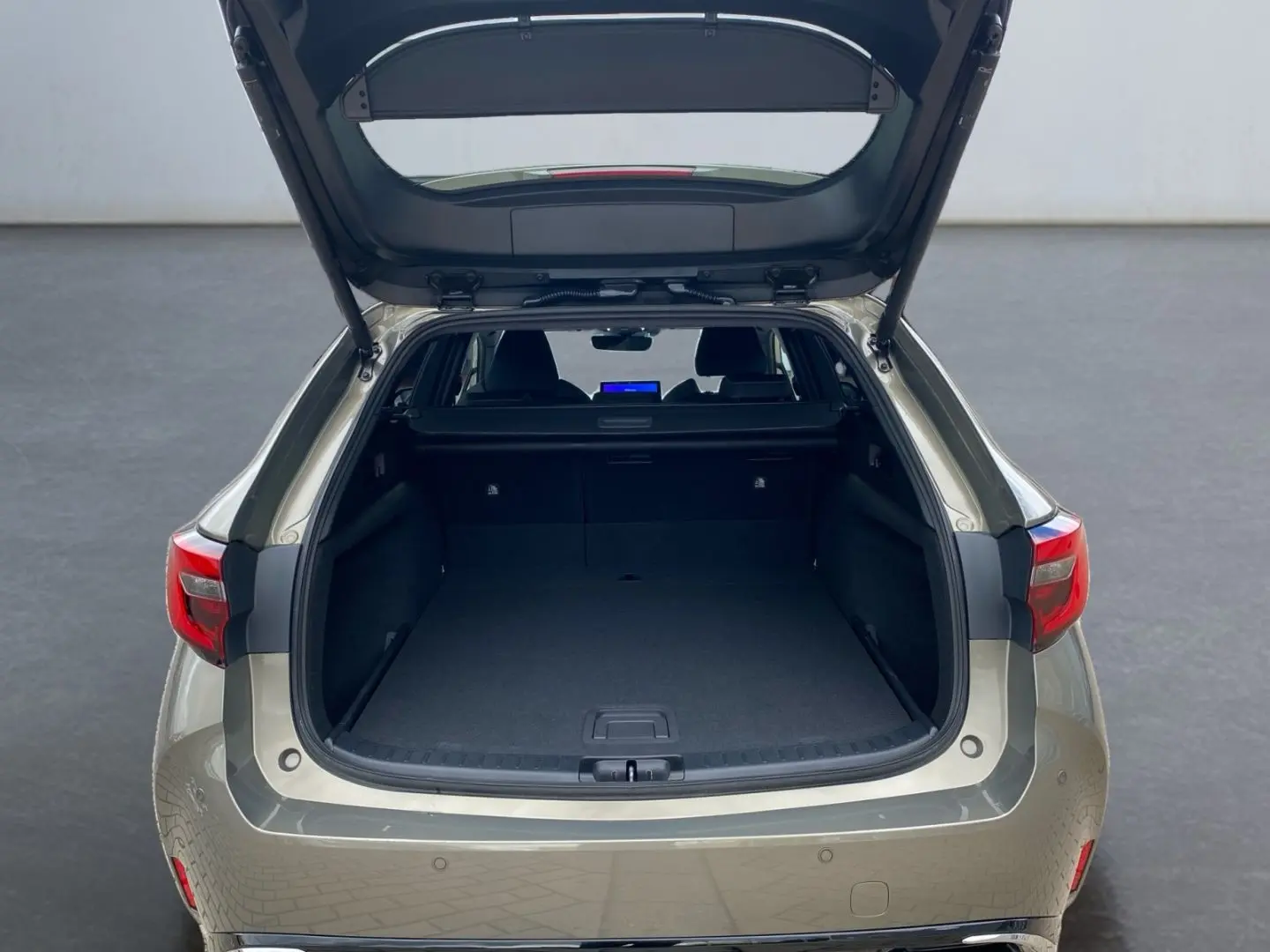 Corolla 1.8 Hybrid TS Team D  Navi LED CarPlay