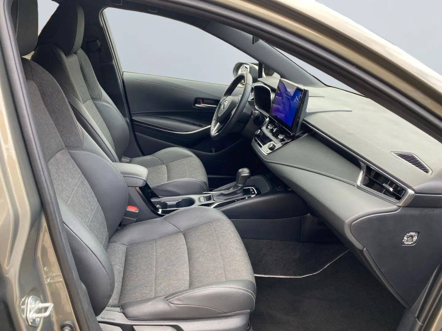 Corolla 1.8 Hybrid TS Team D  Navi LED CarPlay