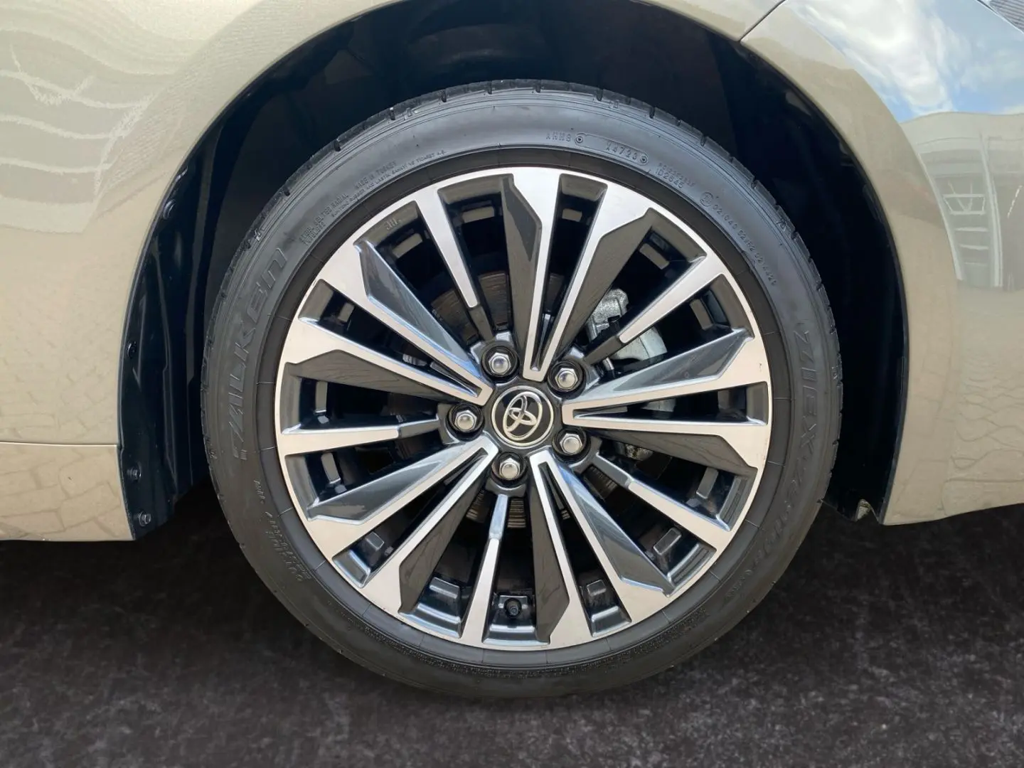 Corolla 1.8 Hybrid TS Team D  Navi LED CarPlay