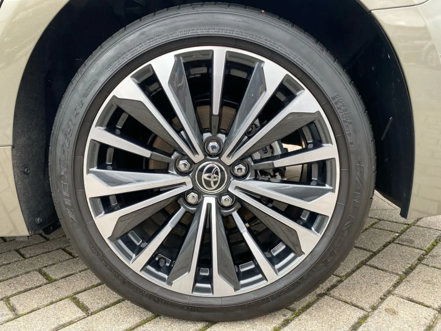 Corolla 1.8 Hybrid TS Team D  Navi LED CarPlay