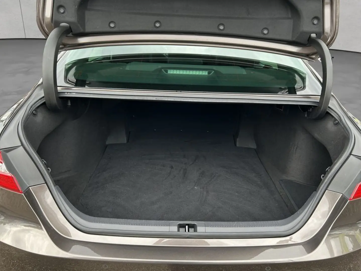 Camry 2.5 Hybrid Executive