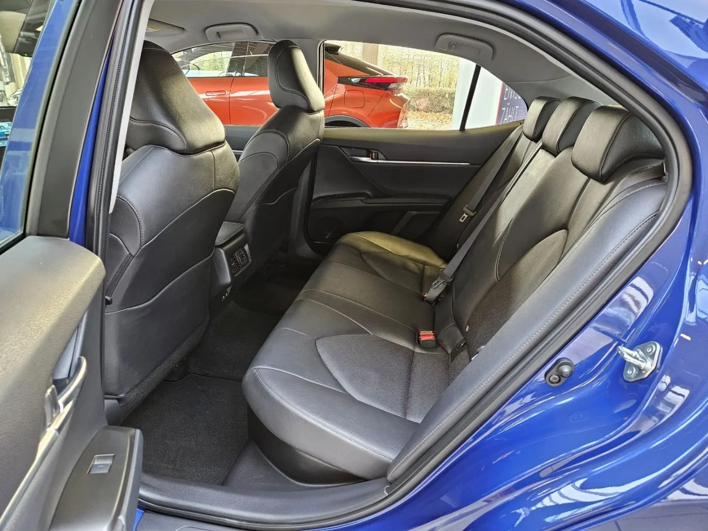 Camry Hybrid Leder Sitzheizung LED PDC