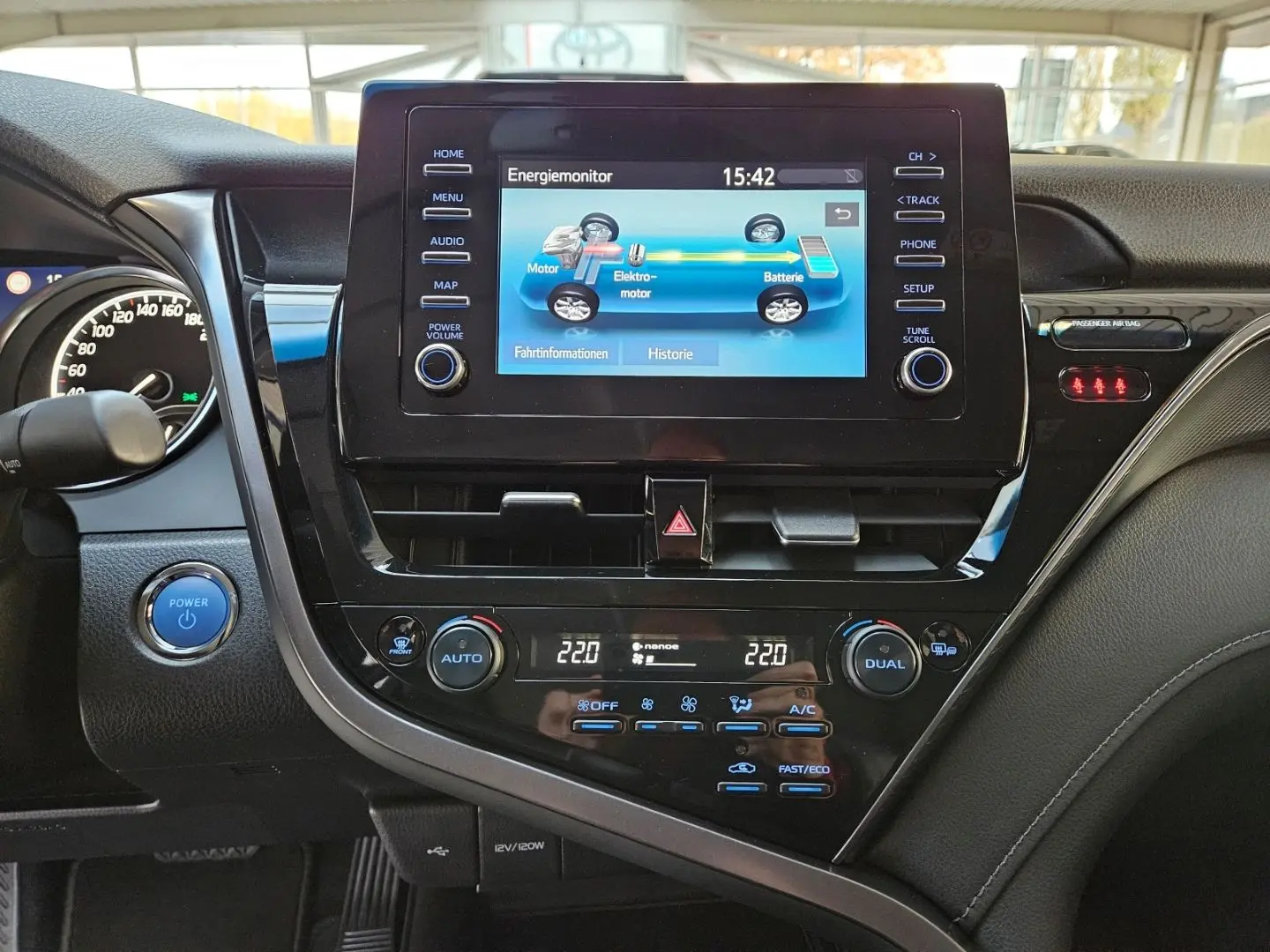 Camry Hybrid Leder Sitzheizung LED PDC