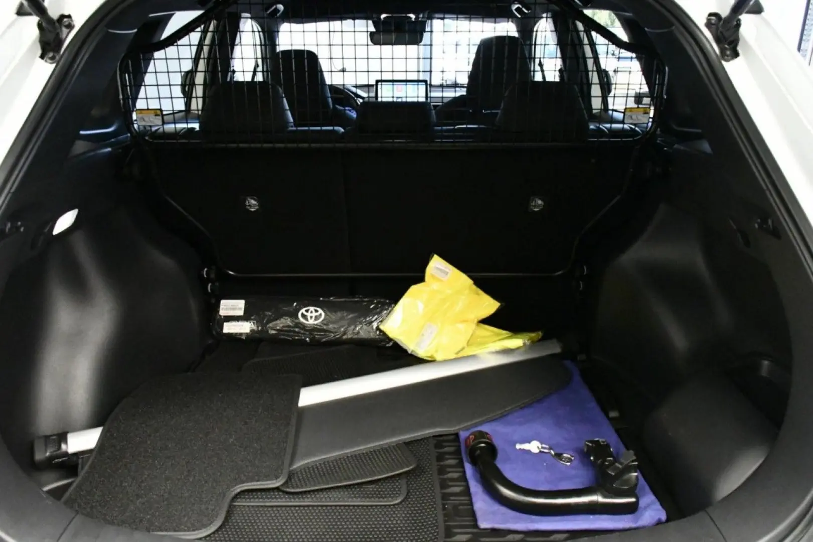 Corolla Cross Hybrid ACC NAV TW CAM AHK KEY