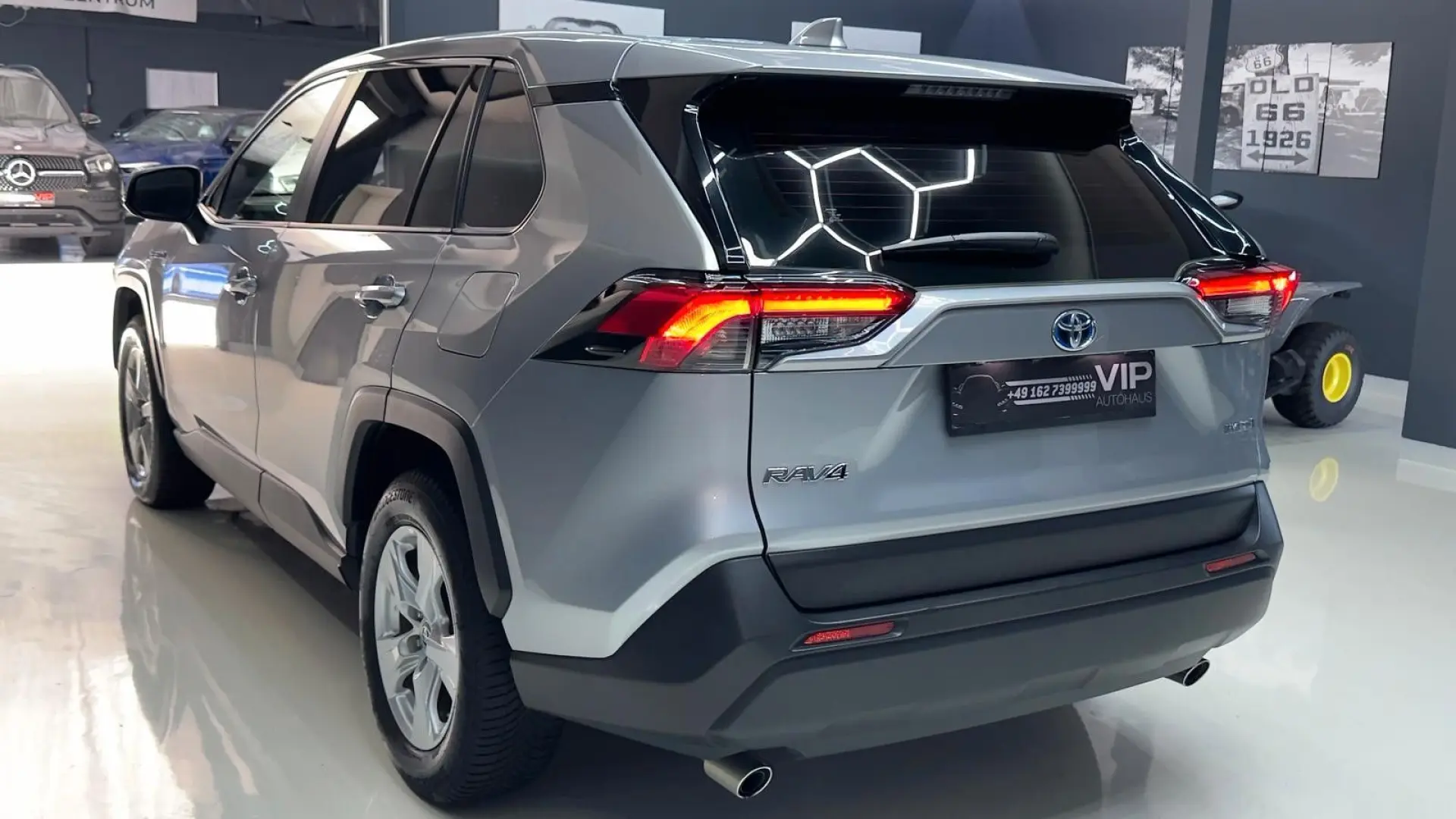 RAV 4 RAV4 Hybrid 4x2 Basis Leder Kamera