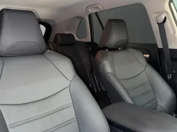 RAV 4 RAV4 Hybrid 4x2 Basis Leder Kamera