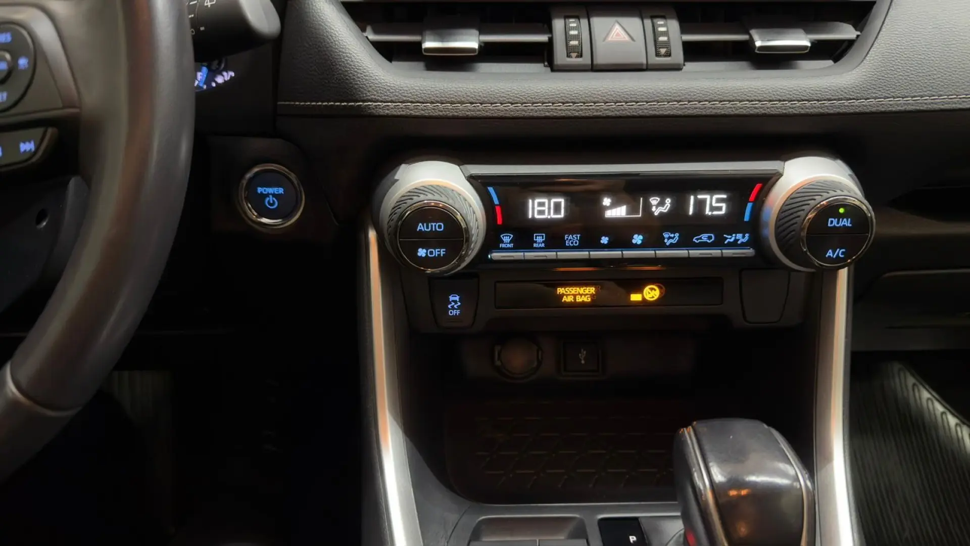 RAV 4 RAV4 Hybrid 4x2 Basis Leder Kamera