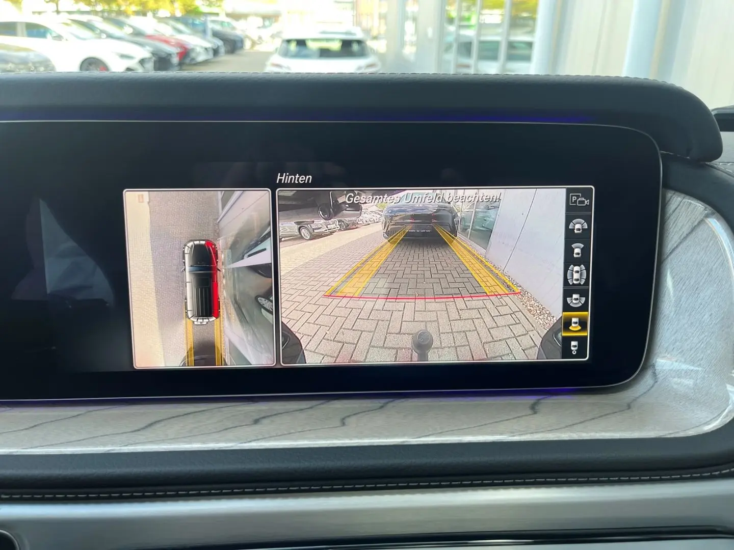 Mercedes Benz G 63 AMG