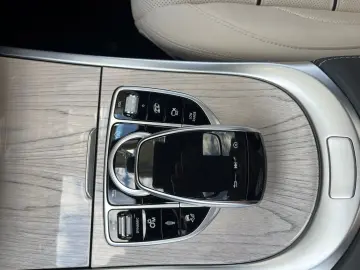 Mercedes Benz G 63 AMG