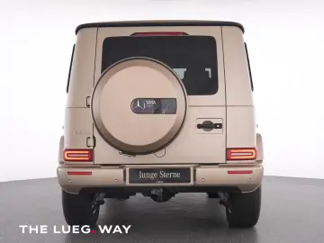 Mercedes-Benz G 500