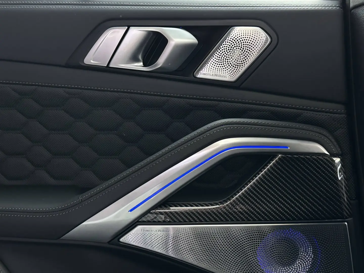 X6 M Competition Carbon DA PA Prof AHK Pano B&W